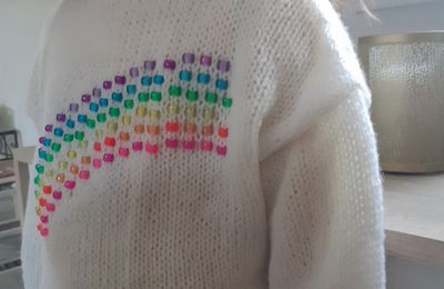 Pull perlé enfant