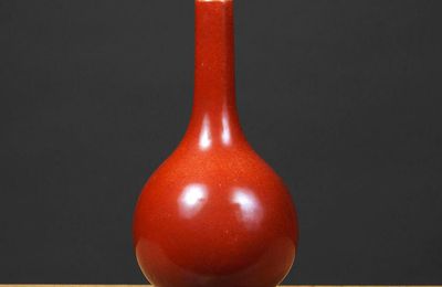 Vase piriforme, Chine, dynastie Qing, 18°-19° siècle