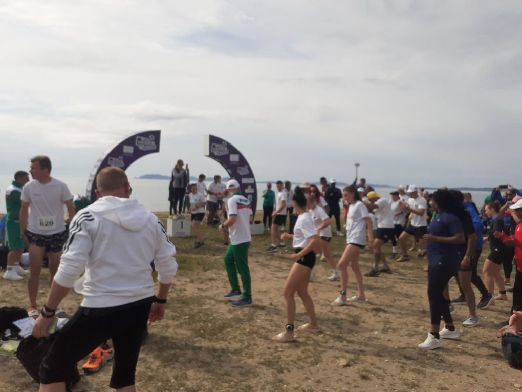 5 bénévoles de Toulon Marche Nordique aux World Teacher Games