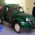 La Citroen 2CV fourgonnette PTT de 1954 (Musée de Chatellerault)