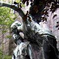 Monument à Gabrielle Petit, Tournai