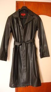 Trench 3/4, simili cuir noir, taille petit 40, neuf, 15€