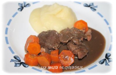 Bourguignon de chevreuil au Cookéo