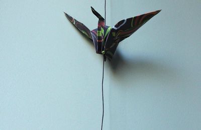 Guirlande Grue en origami rouge et marron