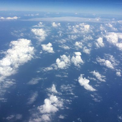 Du Quėbec à la Paz, un seul ciel nous unit!