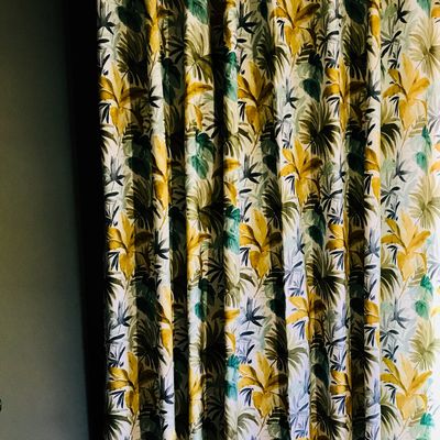 Parez vos fenêtres de leur plus beaux atours .....