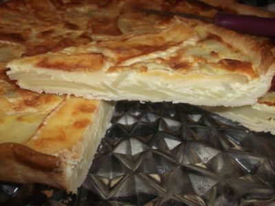 Blog de lacuisinedelirilou : La cuisine de Lirilou, Tarte au brie et aux pommes de terre