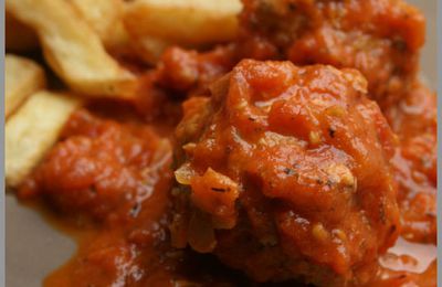 Boulettes à la sauce tomate