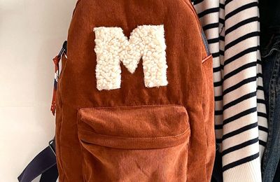 Sac à dos et marionnettes