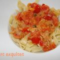 Tagliatelles sauce tomate thon et câpres