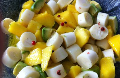 Salade coeurs de palmiers, mangue, avocats