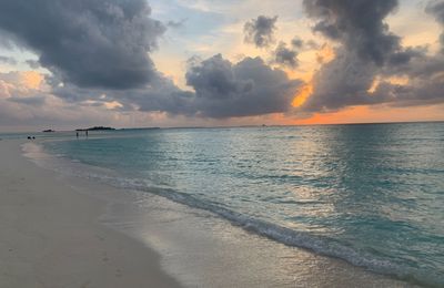 Dhigurah - empty beaches and clear waters