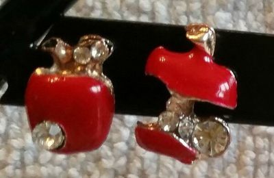 Boucles d'oreilles pommes rouges