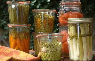 A avoir dans votre placard : conserves de fruit ou de légumes