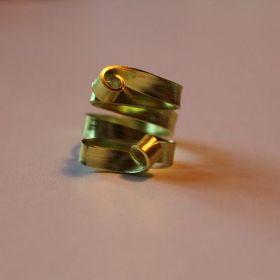 Bague en fil de fer plat, vert anis