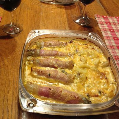 Chicons gratinés au jambon fumé et Shropshire
