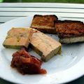 Terrine de foie gras au maquereau fumé, chutney d’échalote, gingembre et framboise