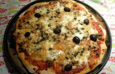 La pizza du week-end :champignons/anchois/câpres 