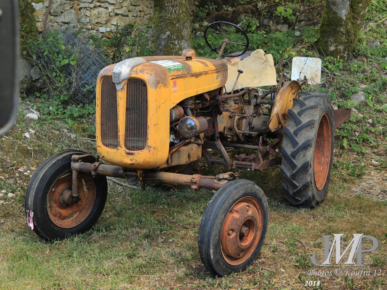094 - Tracteur Fiat : SOMECA D20 - 18 CV - 1 135 cc - Années 1956 / 1961