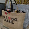Sac de plage - cabas, réalisé en toile de sac à café + 1 face imperméable, design Calaveras Mexique (tête de mort)