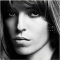 Lou Doillon - Places