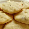 Petits gâteaux au chocolat blanc et aux noisettes