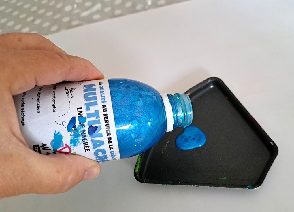 Avec l'encre "Multinacré" (Bleu)