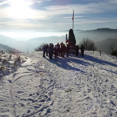 CÉRÉMONIE AU MONUMENT DES TROUPES DE CHOC AU HUNDSRUCK - 81ème ANNIVERSAIRE DE LA LIBÉRATION DE BOURBACH-LE-HAUT