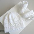 Tricot bébé, brassière, bonnet, chaussons, tricot bb fait main modèle layette tricoté main 