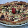 TARTE AU THON, TOMATES CERISE ET FROMAGE FRAIS