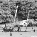 cimetière de bateaux de Lanester et série : au soleil couchant.