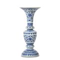 A Chinese blue and white sectional altar vase, Qing Dynasty, Qianlong period(1736-1795)