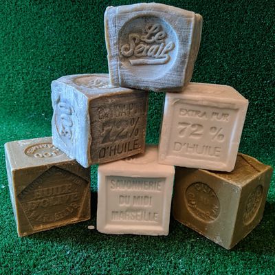 Laver son linge sale en famille...