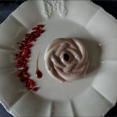 Panna cotta chocolat-noisette & fève Tonka