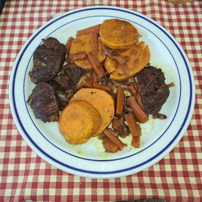 Ragoût de joues de bœuf aux patates douces