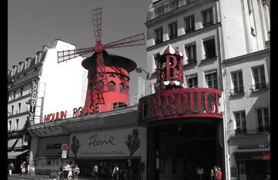 Moulin rouge rouge