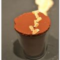 soufflé glacé au chocolat, thé fumé et gingembre confit 