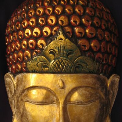 Zoom sur les masques Bouddha