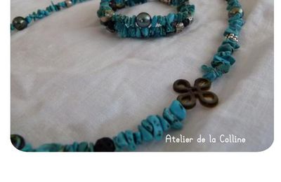 Turquoises et perles