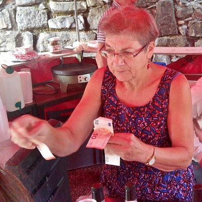 Action France pour AHSM : La fête du gâteau basque à Cambo-Les Bains