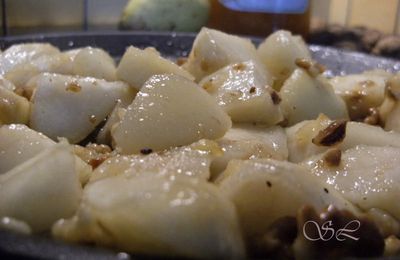 Gâteau miellé aux poires et aux noix