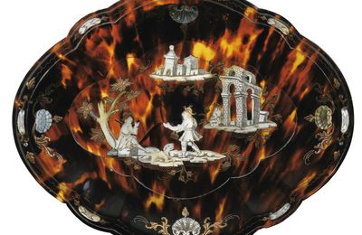 An Italian tortoiseshell, mother-of-pearl and gold piqué dish, Naples, mid-18th century