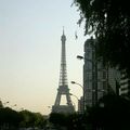 La Tour Eiffel aux couleurs d'été