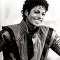 Le Roi de la Pop est mort.... R.I.P Michael