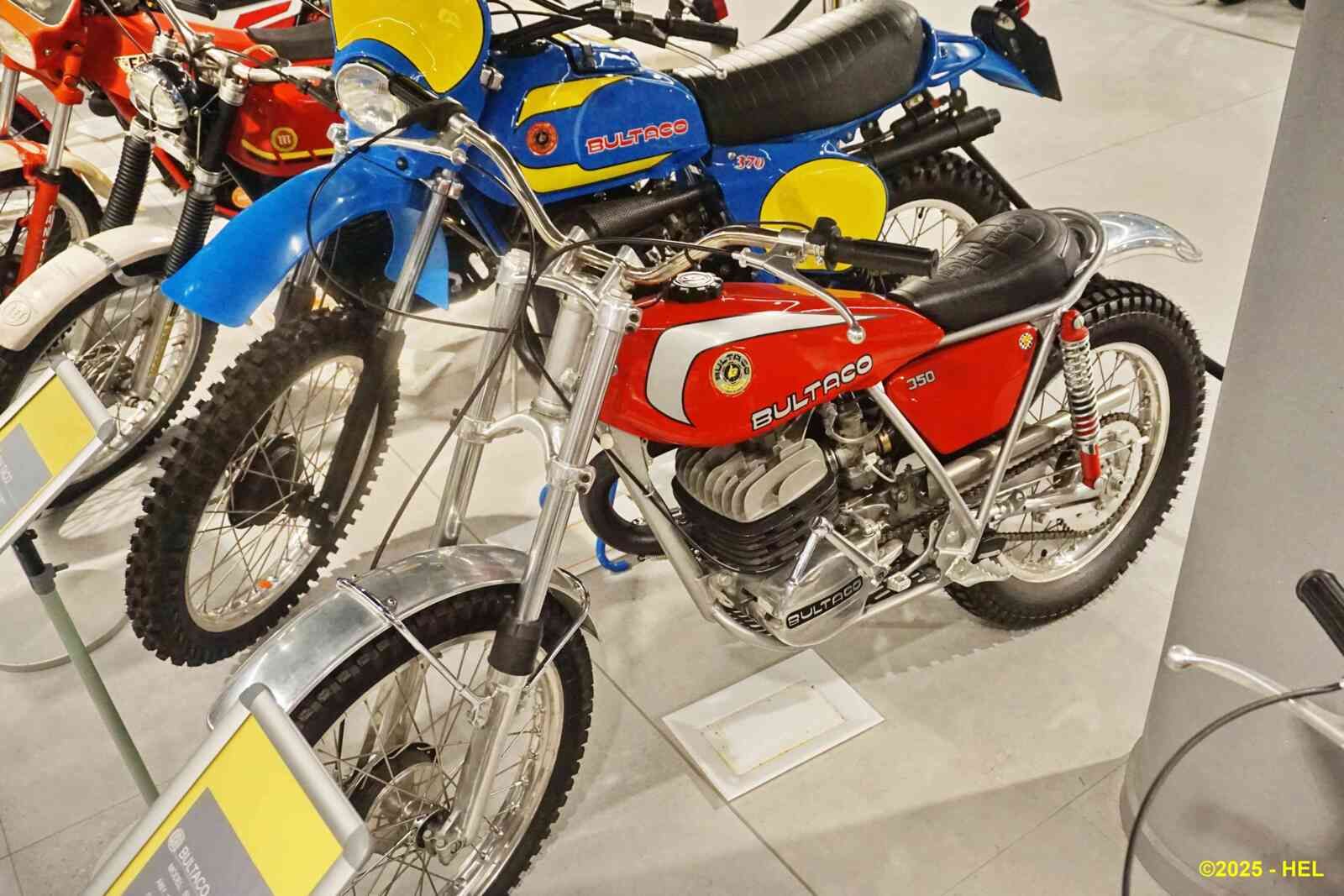 Bultaco Sherpa 159 326cc_01 - 1976 [E] HL_GF