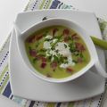 Soupe froide de pois verts et son oeuf poché, sans gluten et sans lactose