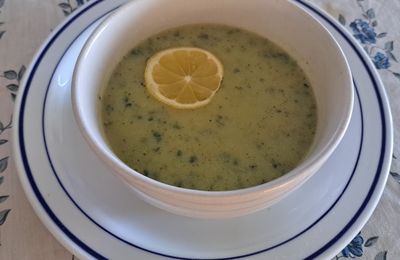 Velouté froid d’avocats au concombre