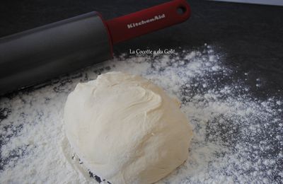 Pâte à pizza à l'eau Gazeuse