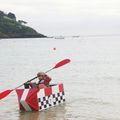 Premier bateau en carton à cancale!