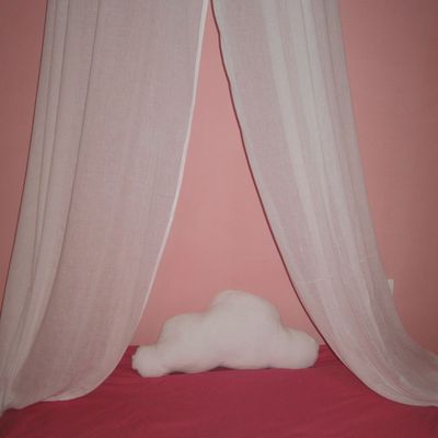 La tête dans les nuages